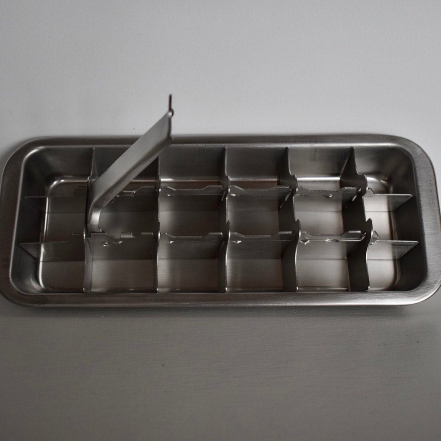 Onyx Bento Reusable Ice Tray Stainless Steel Plastic Free Zero