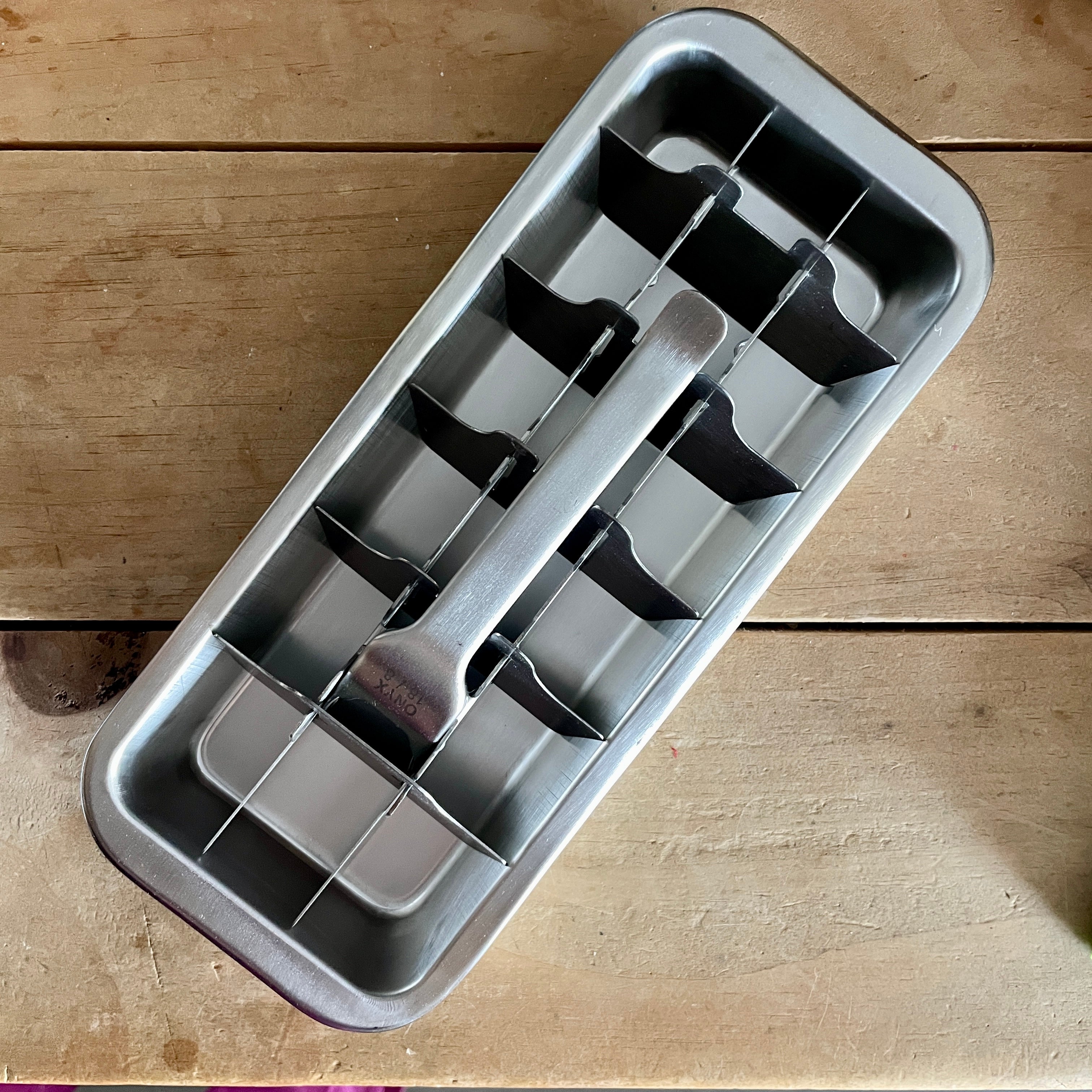 Onyx Bento Reusable Ice Tray Stainless Steel Plastic Free Zero